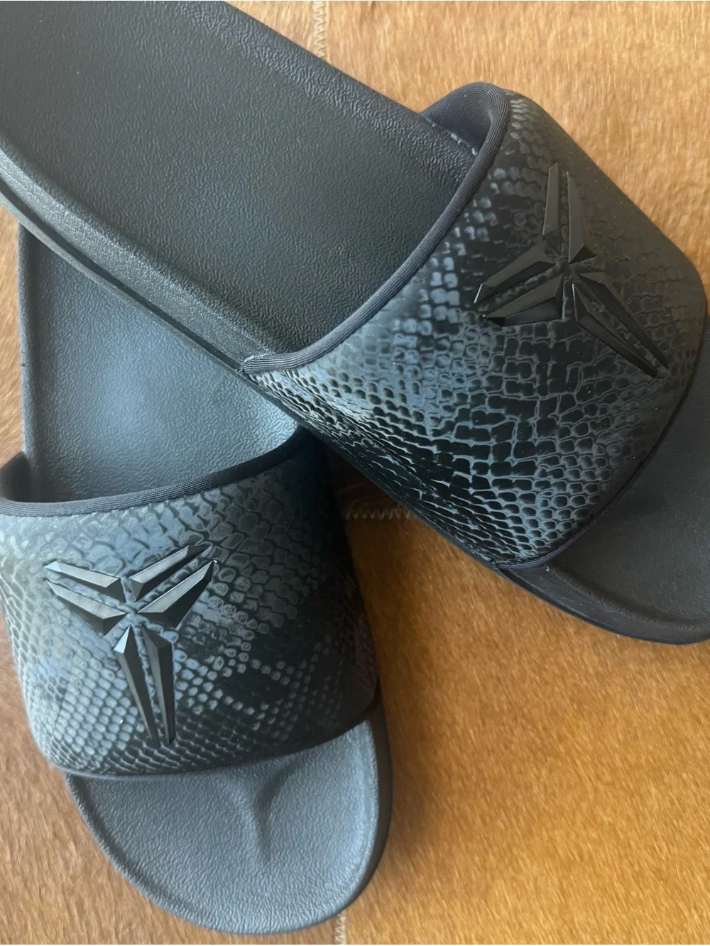 Kobe Offcourt Slides